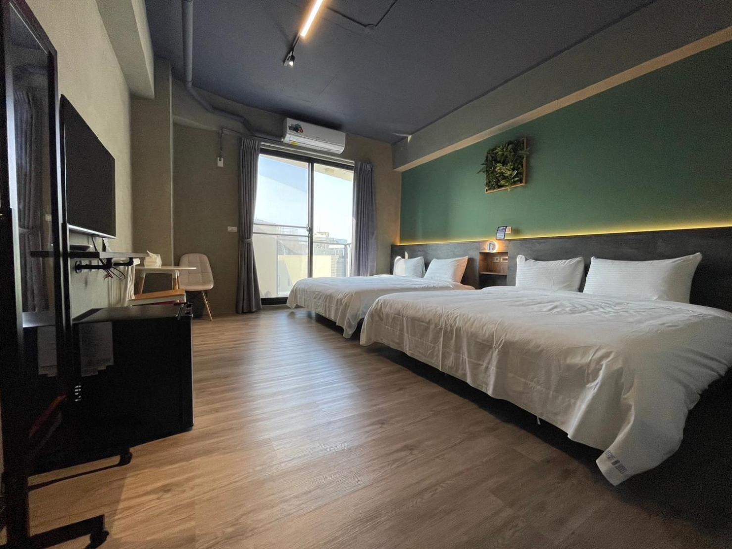 Long Lang Homestay Tainan Exterior foto